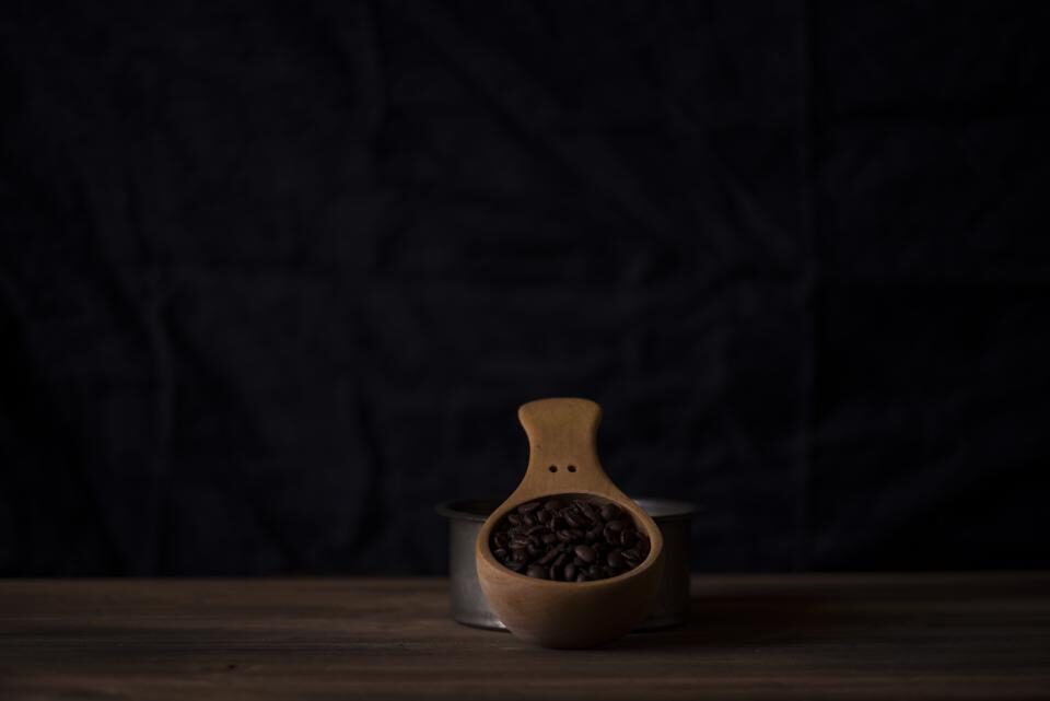 kids sensory play beans scoop